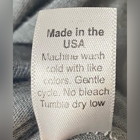 Michael Stars Grey Long Sleeve Blouse, Size OS, Soft, Lightweight, V-neck - Picture 7 of 7